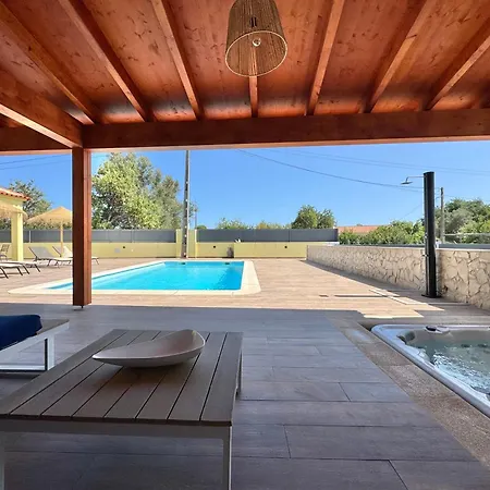 Villa 20age - Jacuzzi - Heated Pool - Algarve